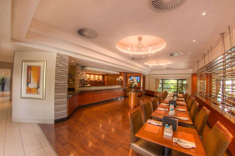 City Lodge Hotel Sandton, Katherine Street Йоханнесбург Экстерьер фото